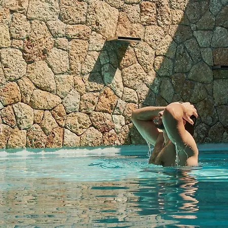 蓝日索林酒店 酒店 4*