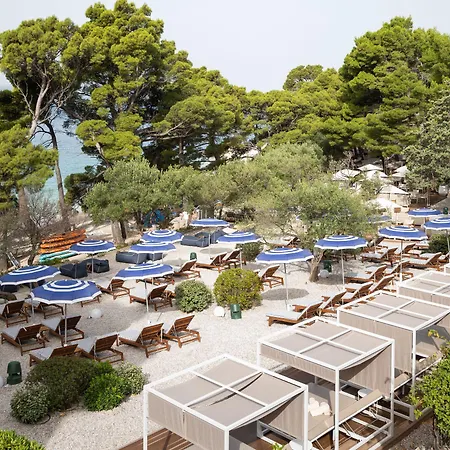 蓝日索林酒店 酒店 布雷拉